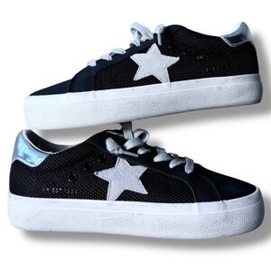 Vintage Havana Black and White Star Sneakers